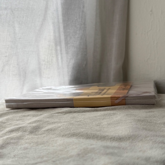 Pusheen Linen Journal - Carb Club (Bread) - Picture 3 of 4